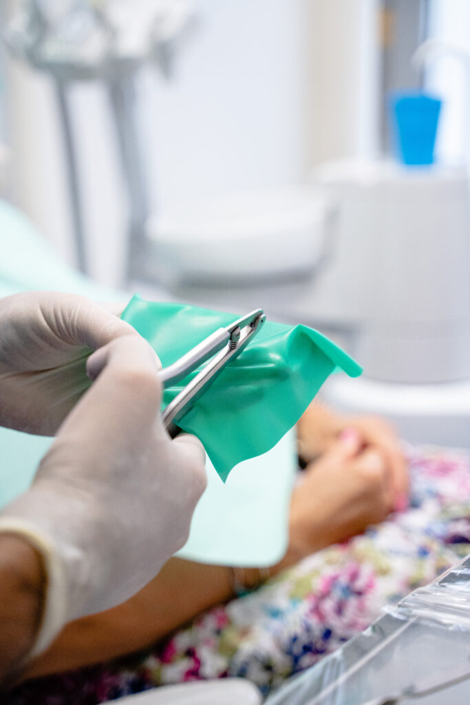 Diga di gomma dal dentista